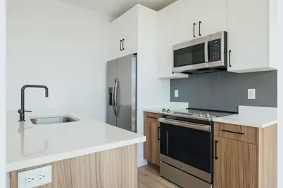 67 Martin Luther King Blvd #204, Newark, NJ 07104 - Photo 6