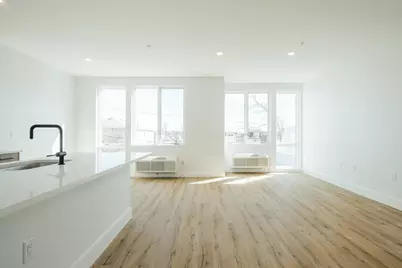 67 Martin Luther King Blvd #204, Newark, NJ 07104 - Photo 4