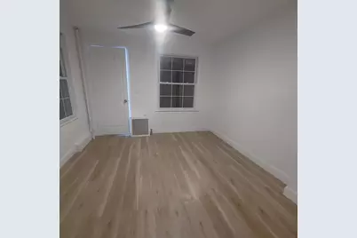 25 Lincoln St, Jersey City, NJ 07307 - Photo 8