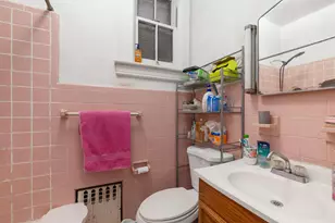 109 Grace St, Jersey City, NJ 07307 - Photo 20