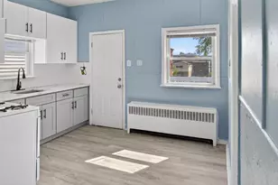12 W 10th St, Bayonne, NJ 07002 - Photo 16