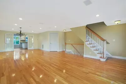 5 Hops Commons Ct #5, Secaucus, NJ 07094 - Photo 2