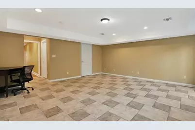5 Hops Commons Ct #5, Secaucus, NJ 07094 - Photo 22