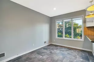 5 Hops Commons Ct, Secaucus, NJ 07094 - Photo 12