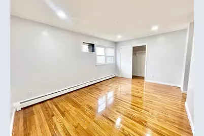 13 Silver St #2nd Fl, Bayonne, NJ 07002 - Photo 10