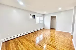 13 Silver St, Bayonne, NJ 07002 - Photo 10