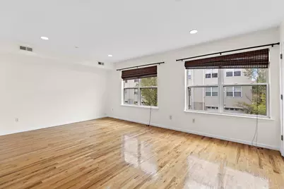 117 Logan Ave, Jersey City, NJ 07306 - Photo 14