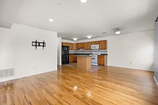 117 Logan Ave, Jersey City, NJ 07306 - Photo 6