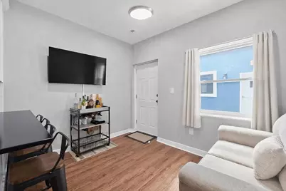 82 Jackson St #B5, Hoboken, NJ 07030 - Photo 4