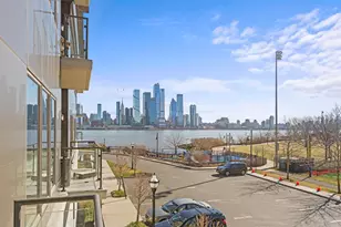 150 Henley Pl, Weehawken, NJ 07086 - Photo 12
