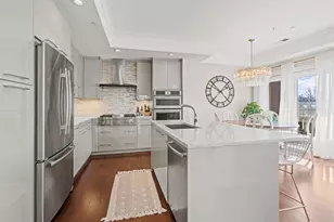 150 Henley Pl, Weehawken, NJ 07086 - Photo 2