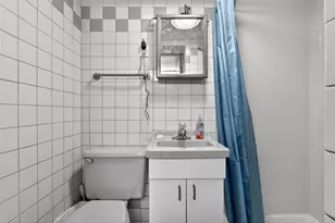 70 W 3rd St, Bayonne, NJ 07002 - Photo 20