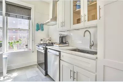 103 12th St #5, Hoboken, NJ 07030 - Photo 2
