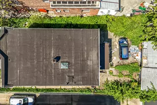 128 Wegman Pkwy, Jersey City, NJ 07305 - Photo 4