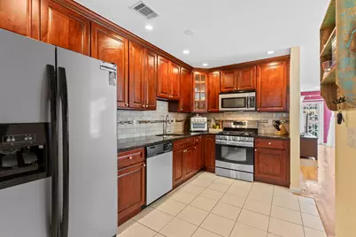 19 Cambridge Ave, Jersey City, NJ 07307 - Photo 8