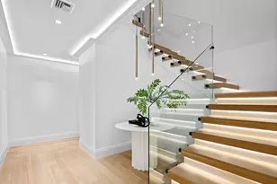 102 Shearwater Ct E, Jersey City, NJ 07305 - Photo 16
