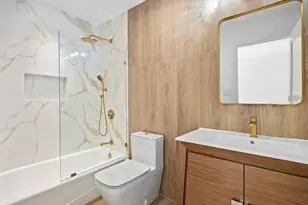 102 Shearwater Ct E, Jersey City, NJ 07305 - Photo 28