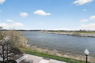 92 Lyon Ct, Jersey City, NJ 07305 - Photo 16