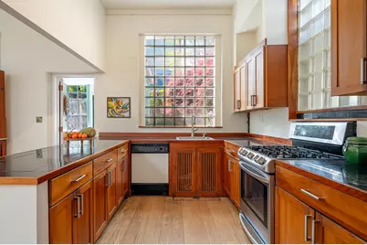 133 Mountain Rd, Jersey City, NJ 07307 - Photo 4