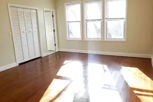 332 Stegman Pkwy, Jersey City, NJ 07305 - Photo 6