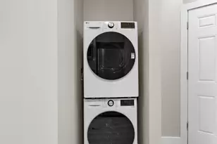 450 1st St, Hoboken, NJ 07030 - Photo 12