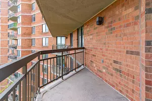 831 Harmon Cove Tower, Secaucus, NJ 07094 - Photo 22