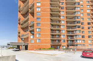 831 Harmon Cove Tower, Secaucus, NJ 07094 - Photo 30