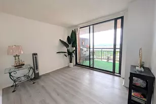 918 Harmon Cove Tower, Secaucus, NJ 07094 - Photo 8
