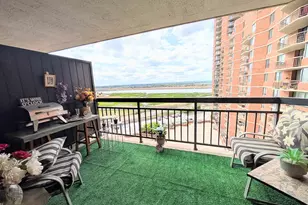 918 Harmon Cove Tower, Secaucus, NJ 07094 - Photo 20