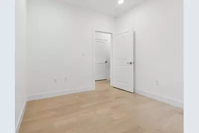131 Zabriskie St, Jersey City, NJ 07307 - Photo 28