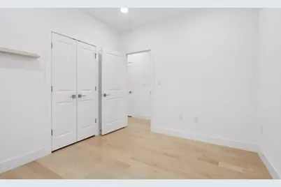 131 Zabriskie St, Jersey City, NJ 07307 - Photo 26