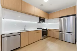 649 38th St, Union City, NJ 07087 - Photo 8