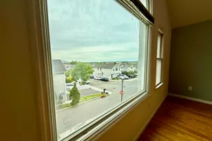 318 Linden Ave, Jersey City, NJ 07305 - Photo 6