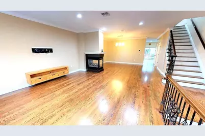 21 Jacobs Landing Way #21, Secaucus, NJ 07094 - Photo 4