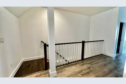 20 Fisk St #A, Jersey City, NJ 07306 - Photo 18