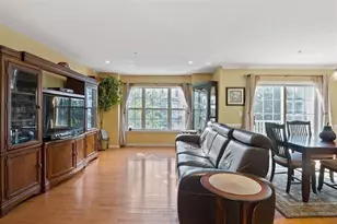 8 Maritime Way, Bayonne, NJ 07002 - Photo 2