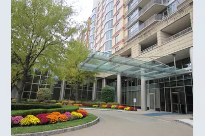 8100 River Rd #917, North Bergen, NJ 07047 - Photo 1