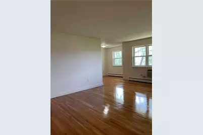 220 Meadow Lane #D35, Secaucus, NJ 07094 - Photo 4