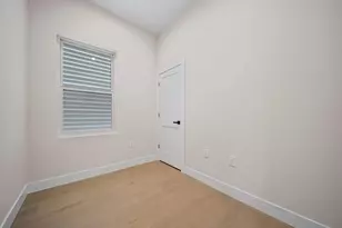 31 Graham St, Jersey City, NJ 07307 - Photo 10