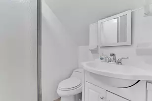 3661 Meadow Ln, North Bergen, NJ 07047 - Photo 10