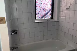 319 8th St, Jersey City, NJ 07302 - Photo 6