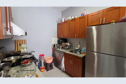 100 Griffith St #1R, Jersey City, NJ 07307 - Photo 4