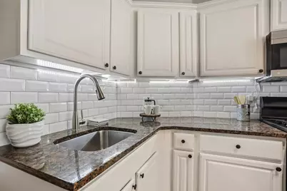 364 7th St #2, Jersey City, NJ 07302 - Photo 8