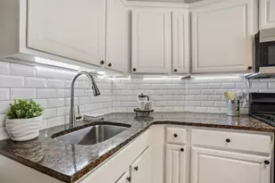 364 7th St, Jersey City, NJ 07302 - Photo 8
