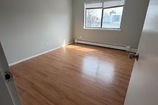 230 68th St, Guttenberg, NJ 07093 - Photo 2