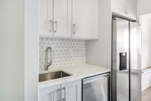 6040 Blvd E, West New York, NJ 07093 - Photo 10