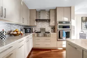 150 Henley Pl, Weehawken, NJ 07086 - Photo 24
