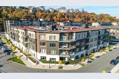 150 Henley Pl #404, Weehawken, NJ 07086 - Photo 2