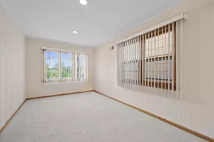 287 Ave E, Bayonne, NJ 07002 - Photo 12