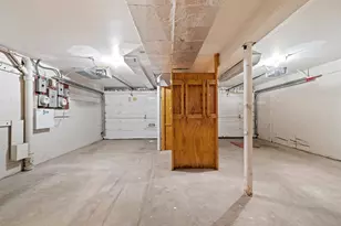 287 Ave E, Bayonne, NJ 07002 - Photo 34